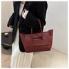 Large Capacity Tote Bag for Women Soft Faux Leather Shoulder Handbag Stylish Commute Bag Trendy Daily Outing Purse KTB