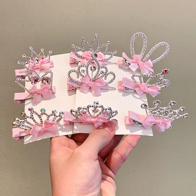 1 adet taklidi bebek kız saç tokası 3D taç prenses Headdress saç süsü saç tokası