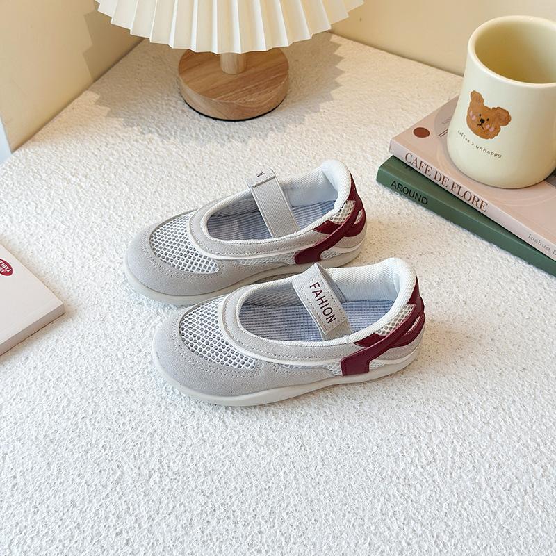 

Girls shoes spring children s breathable sports shoes 2025 foreign trade new super fire shoes girls older children s single shoes spring and summer 26