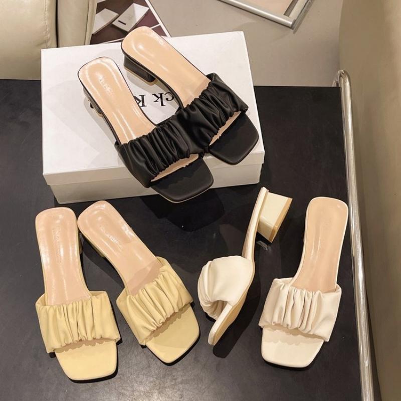 Nouvelles Chaussons Style Coréen Femmes Dames Doux Confortable Plié Sexy Talons Épais Sandales Mode Polyvalent Chaussures d'Extérieur