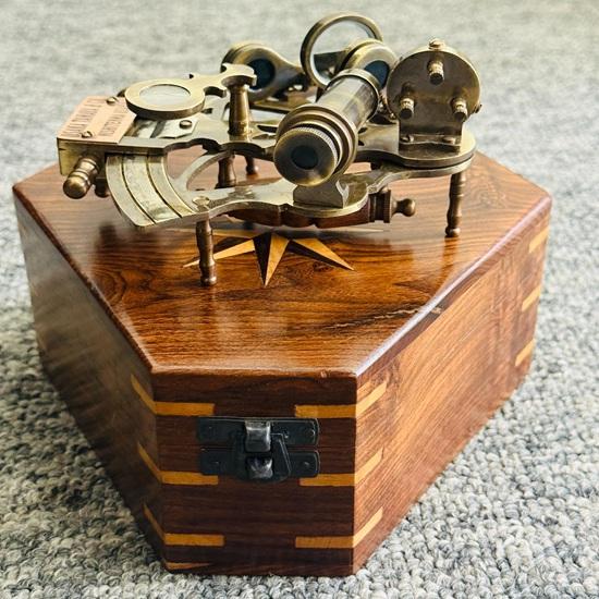 Brass Nautical Sextant Vintage Antique Astrolabe Ship Navigation Instrument Home Decor