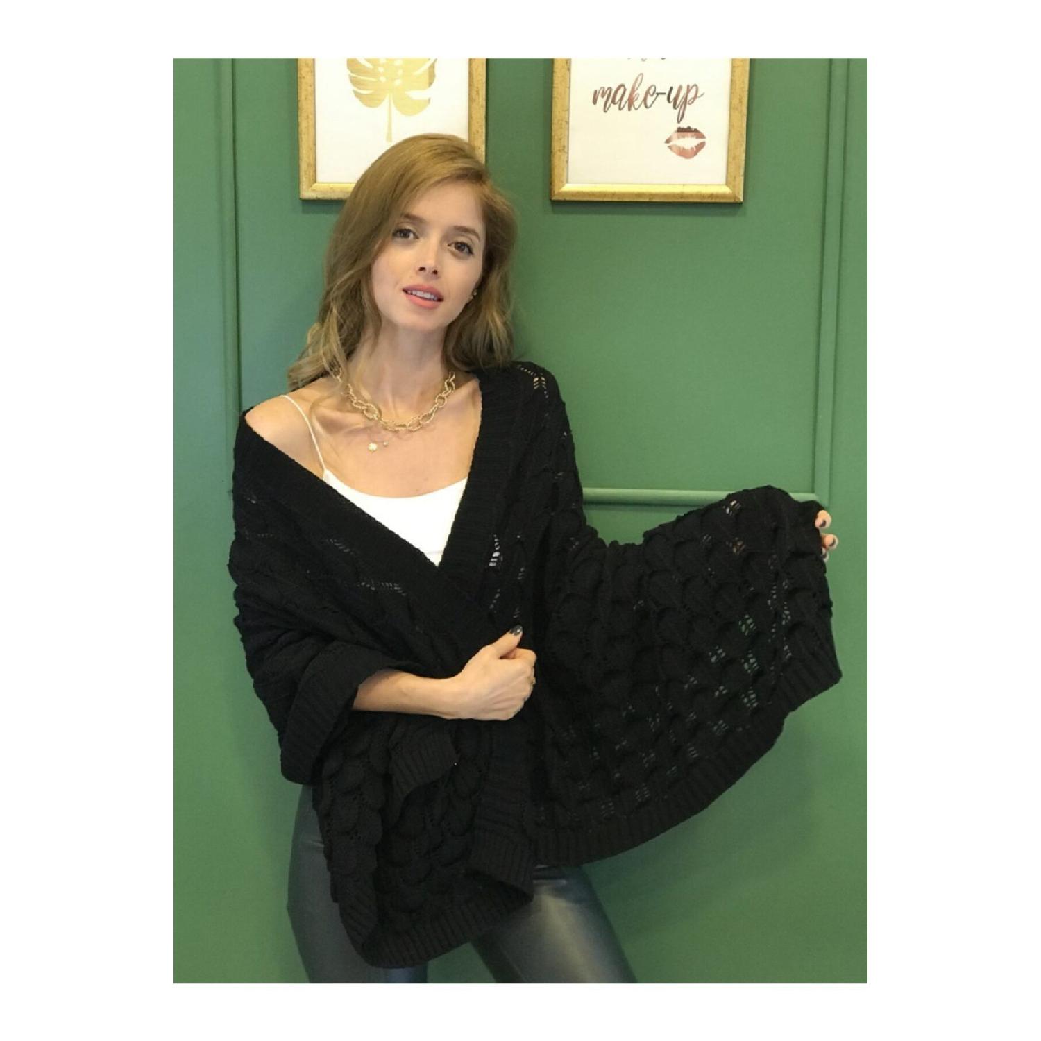 

Ажурная черная трикотажная шаль на плечо 75 x 150 чёрный