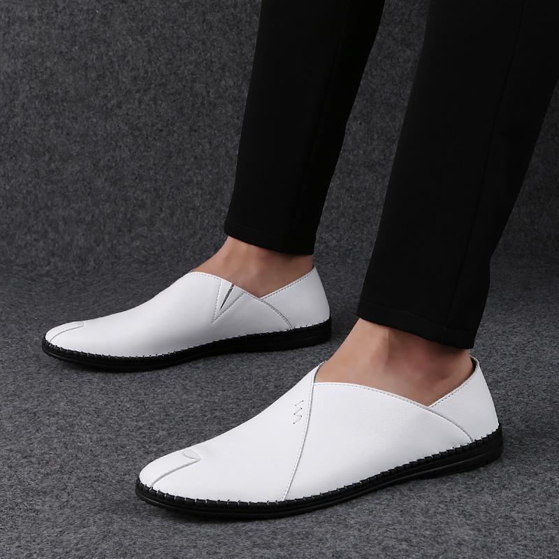 Modische weiche Echtleder-Schuhe Herren Bequeme Herren-Loafer Freizeitschuhe Herren Flats Heißer Verkauf Fahr-Leichtschuhe Mokassins Plus