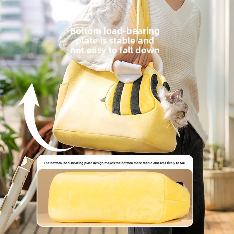 Autumn and Winter Pet Out Bag Cute Cute Bee Shape Shoulder Backpack Cat Bag Puppy Dog Handbag Supplies