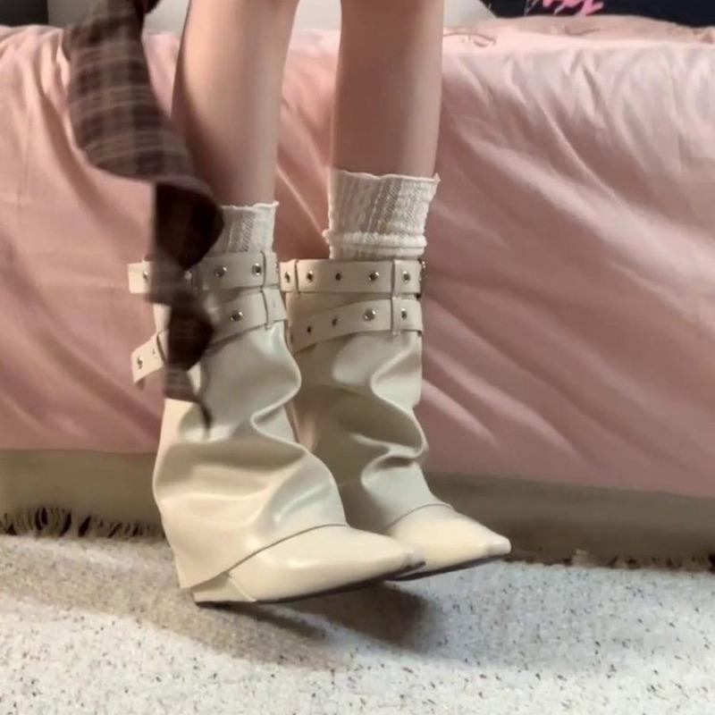 Pointed Toe Temperament Wedge Heel Trouser Boots Women'S New Skinny Belt Buckle French Spice Girl Short Boots