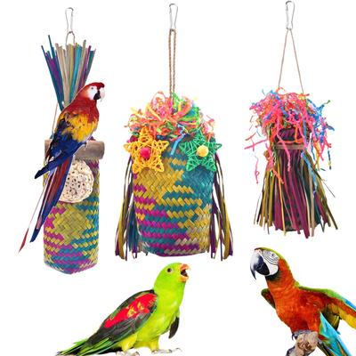 Jouet à déchirer pour oiseaux Tissage de paume coloré Jouet perroquet Jouet à broyer et à mâcher pour oiseaux de toutes tailles Décorations suspendues pour cage à oiseaux