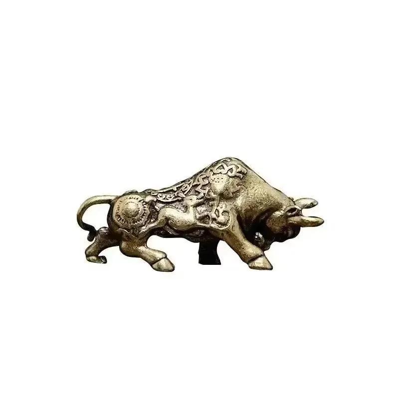 Vintage Brass Ox Decorations Creative Zodiac Ox Keychain Pendants Home Decor Metal Ox Statues Bronze Ox Ornaments Gifts