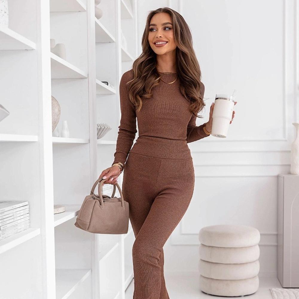 

2026 Autumn and Winter Knitted Suit Slim Fit Round Neck Knitted Pullover Sweater Micro Flared Pants Commuting Style XXL коричневий