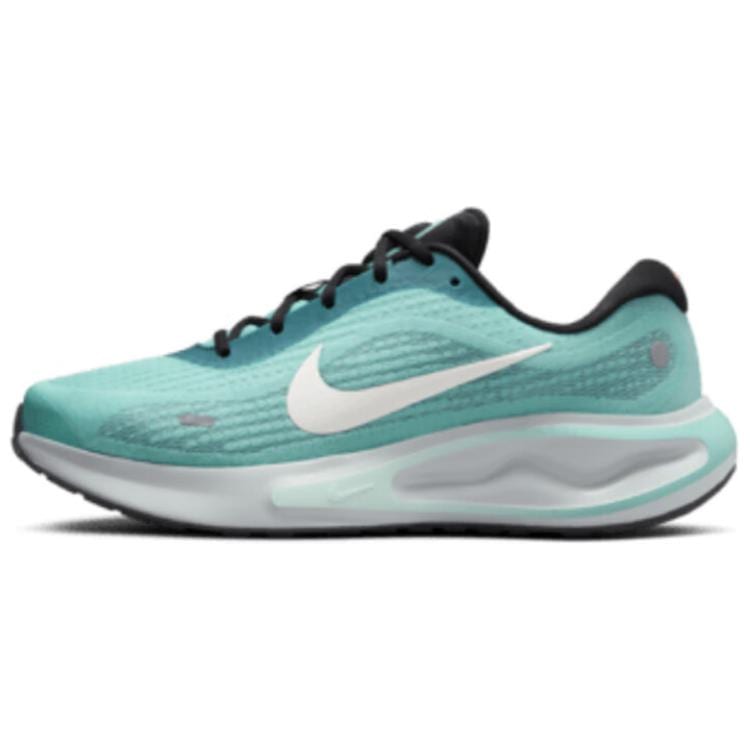 Nike Journey Run Comfortable Fabric Low