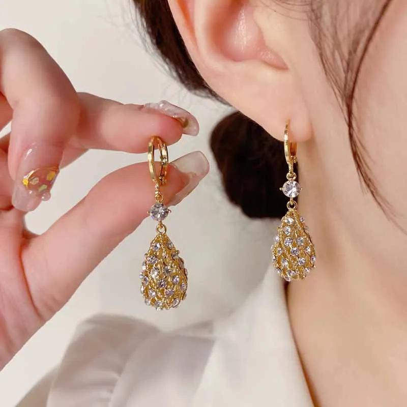 

Модные круглые серьги золотого цвета для женщин, трендовые геометрические свадебные серьги для помолвки, романтические серьги для вечеринки, классические ювелирные изделия для девушек