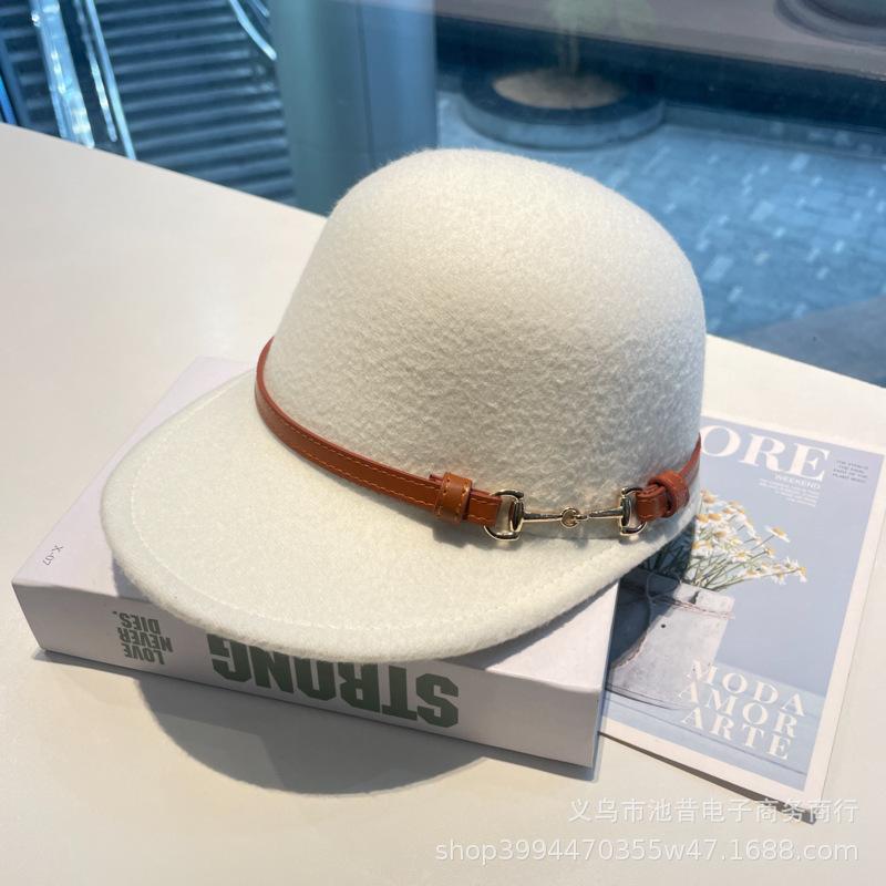 Autumn and Winter Leather Buckle Straps Woolen Equestrian Hat Showing Small Face Elegant Retro Short Brim British Style Simple Versatile Top Hat
