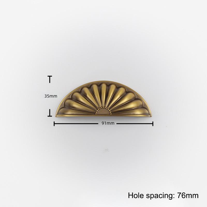 French-Style Vintage Brass Handles For Wardrobe Doors Drawers Cabinets Shoe Cabinets And Furniture In Antique Bronze Color