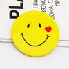 Flerfarget Smiley-ansiktsmerke: Brosjenål for hotellpersonale og barn