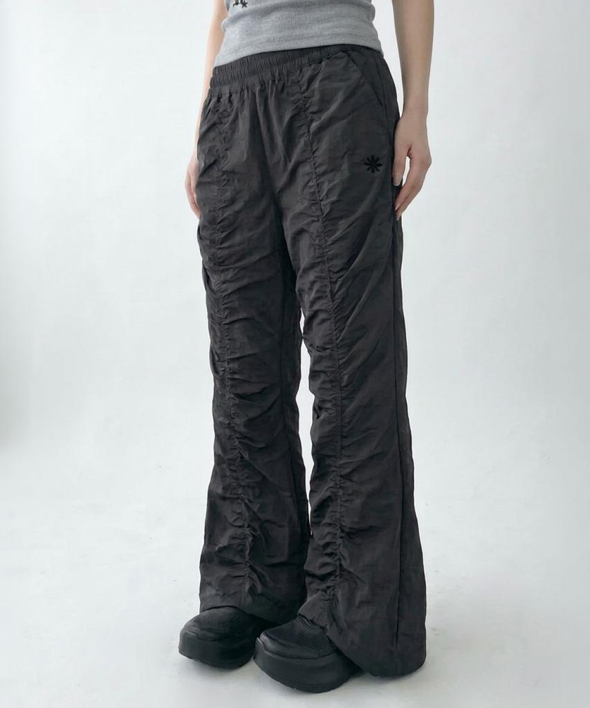 Damiswi Wrinkle Shirred Flare Nylon Pants_Black