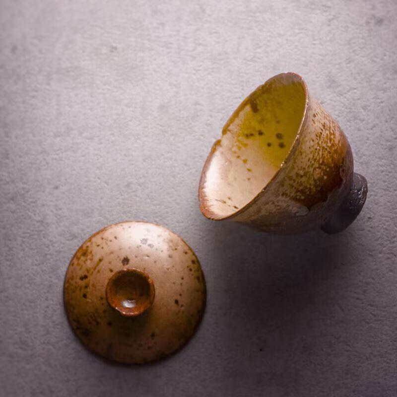 Traditional Wood-Fired Coarse Pottery Gaiwan