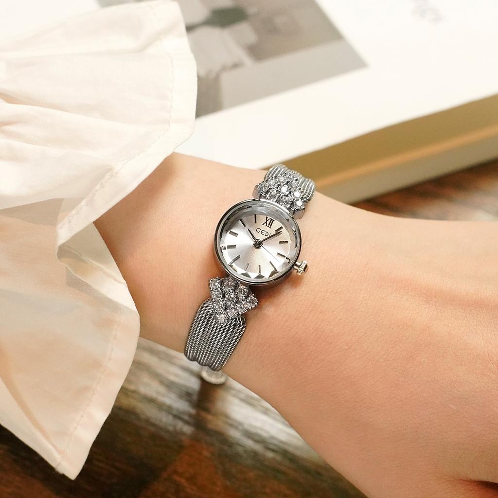 Light Luxury Retro High-Value Women'S Watch Niche High-End Sense Medieval Temperament Quartz Women'S Watch
