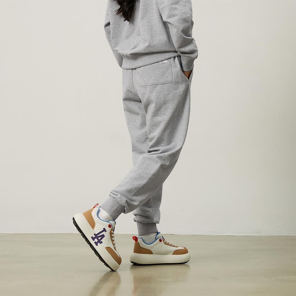 Nova Coleção MLB MONOGRAM Boston Red Sox 24FW Calças Esportivas Tricotadas Unissex Cinza 3APTM0144-43MGS