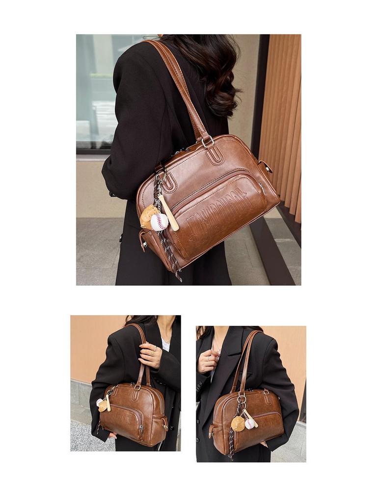 Women's Retro Y2K Underarm Bowling Bag: Large Capacity, Simple, Versatile Shoulder Handbag for Casual Commute.