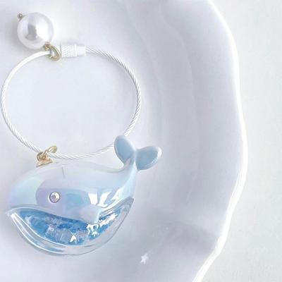 Velryba Keychain Small Pryskyřice Modrý Přívěsek na klíče Velryba Barevné Zvířátko Ornament Do Školní tašky Mobilní telefon Roztomilá dekorace peněženky
