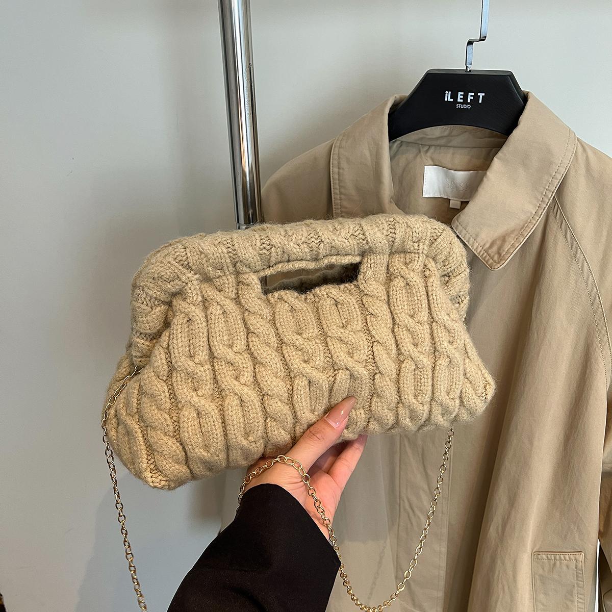 

Women Small Knitting Wool Shoulder Bag 2025 Winter Chain Crossbody Bag Luxury Designer Trend Female Brand Handbags 25cmx16cmx10cm хакі