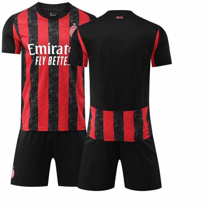 

Домашняя футболка AC Milan 2025-26 №10 Леау №14 Модрич Футбольные майки 16