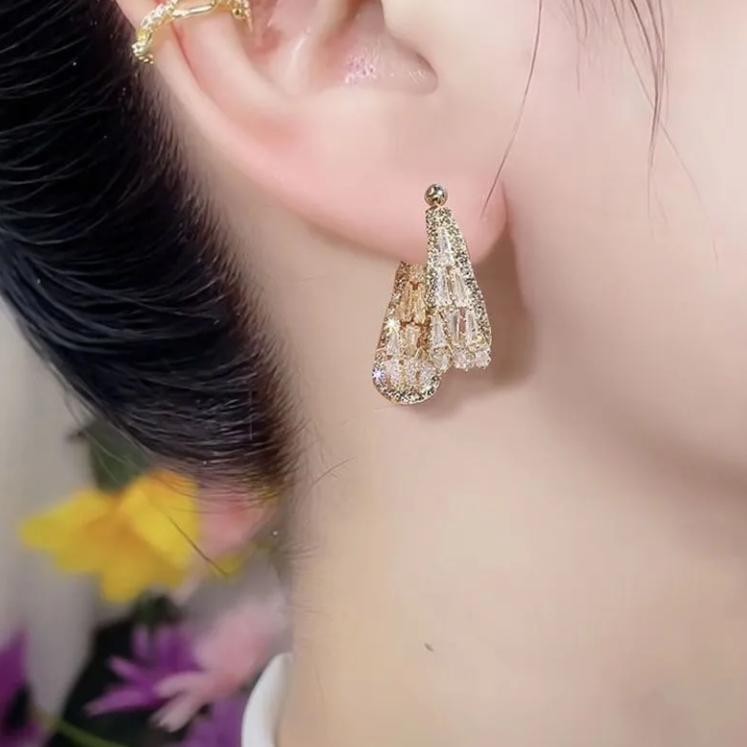 Luxurious zircon front-back cross arc water drop earrings female high-end exquisite wild fashion temperament personalized earrings
