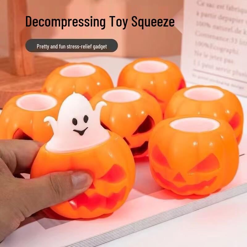 

Douyin-Style Carrot Rabbit Squishy Toy - Small Animal Stress Reliever Cup C353