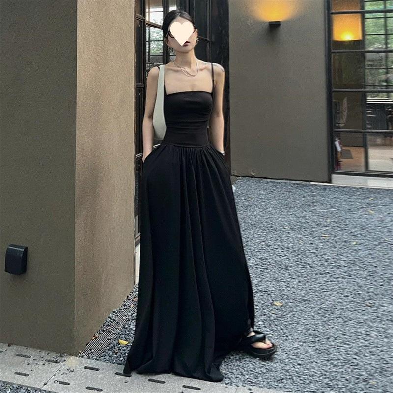 High-end Black Suspender Dress Women's Summer French Hepburn Gentle Wind Seaside Vacation Super Good-looking Long Skirt