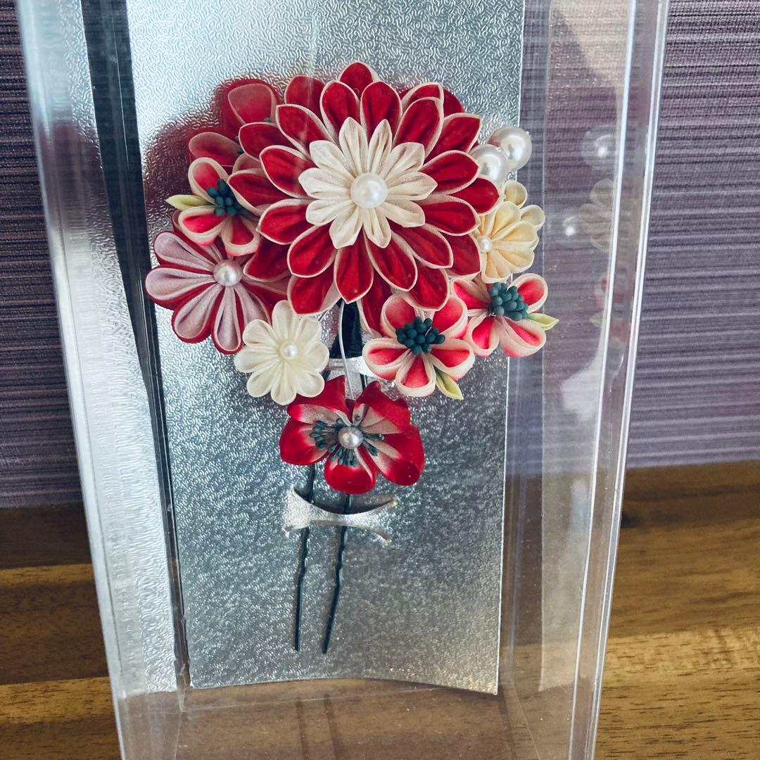 

[USED] Furifuru, Tsumami Kanzashi, Hair Ornament, Coming-of-Age Ceremony, Shichi-Go-San, Graduation Ceremony, Hakama, Furisode