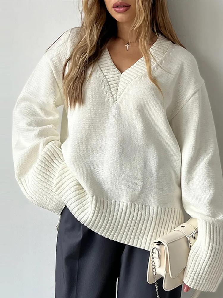 Women's Pullover Sweater with A V-neck and A Slit At The Bottom