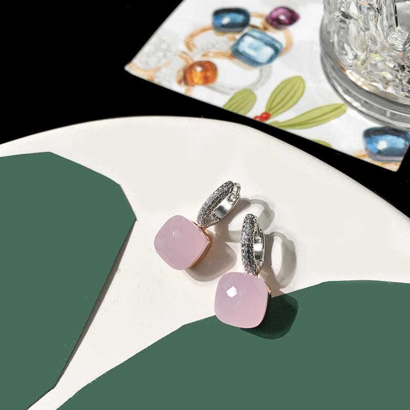 Náušnice puzetky z křišťálu a stříbra S925 ve stylu celebrit – Houbová hlavička s kamenem čtvercového tvaru v barvě bonbónu, zdobená diamanty