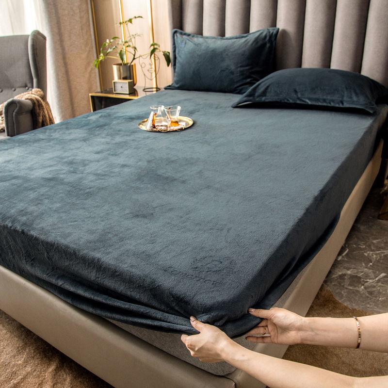 Mattress Thickened Milk Fleece Thermal Mattress Simmons Protective Cover Bed Cover Mattress Pillowcase Three-Piece Set