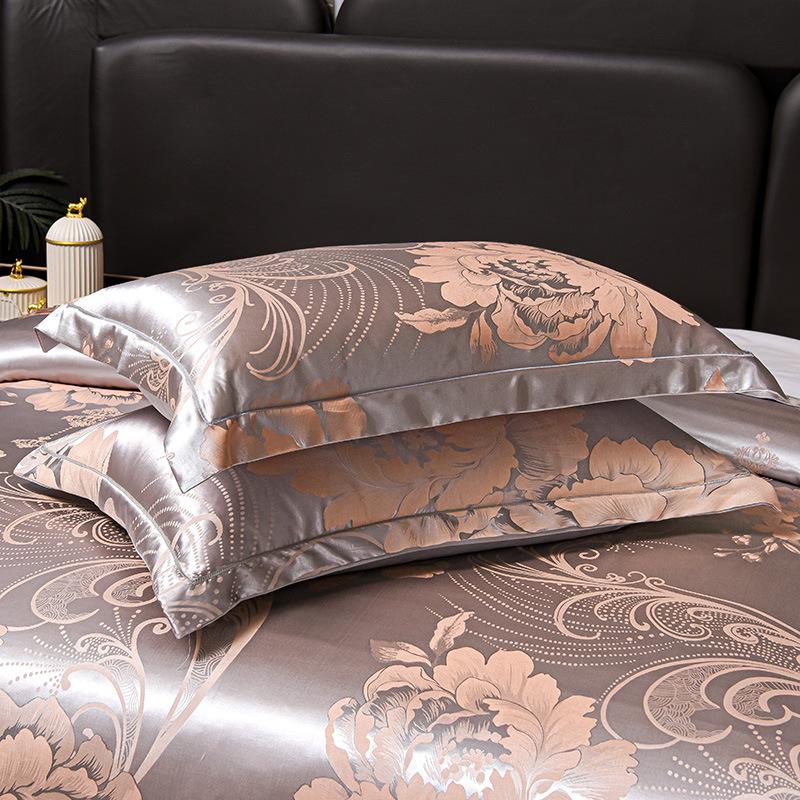 New 4Pcs European Satin Jacquard Bedding Set Four Season Universal Skin Friendly Cozy Duvet Set Double Couple Size Bedclothes