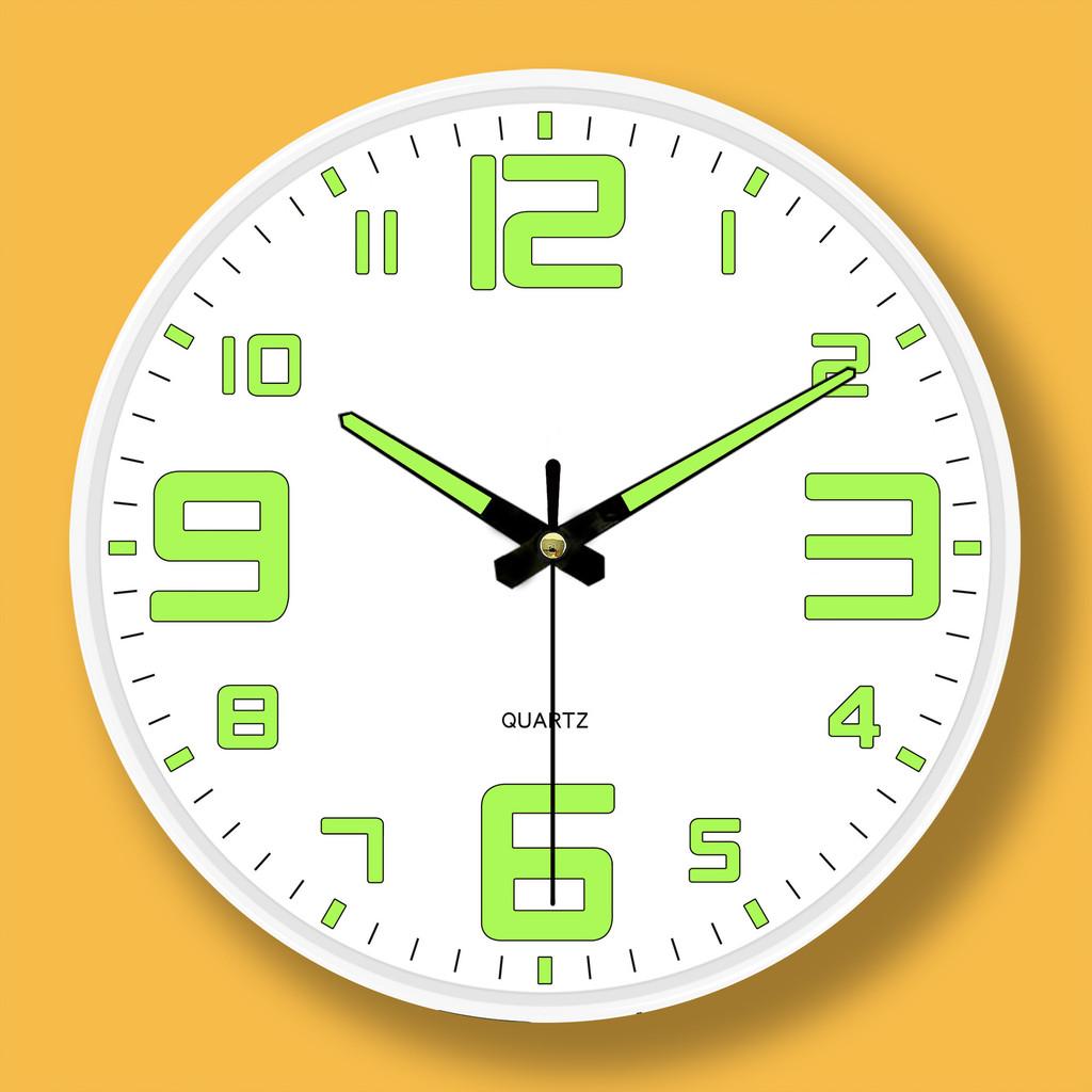 Minimalist Quartz Wall Clock With Luminous Hands For Bedroom Use