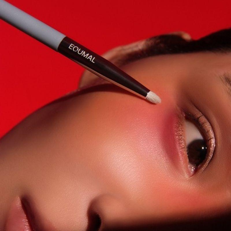 

EQUMAL Easy Brush AA Eye Brush Set of 11 04 Smudging Eye (3,000 won)