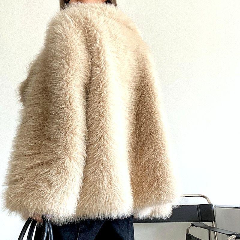 Eco-friendly Faux Fur Coat with Large Lapel, European-American Fashion, Thick and Cozy, Winter 2025 Collection