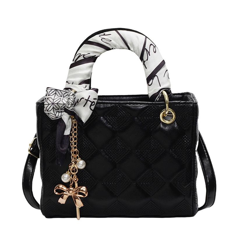 

Women s New Handbag Fashionable Personality Versatile Messenger Bag чорний