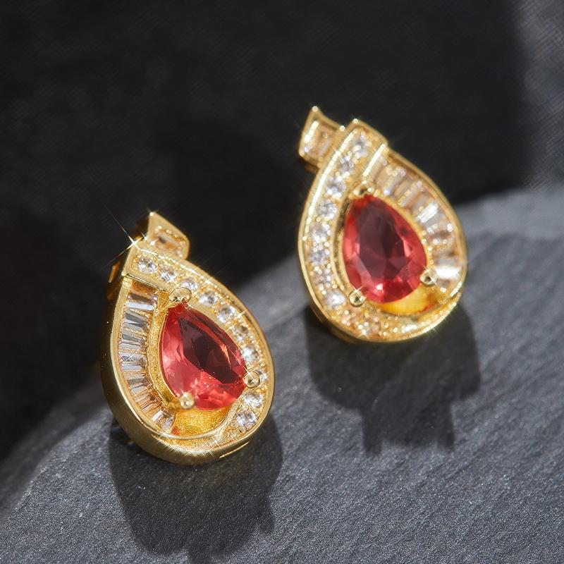 Europäische und Amerikanische Vintage Damen Wunderschöne Elegante Inlaid Funkelnde Zirkon Ohrringe Party Accessoires Täglicher Schmuck