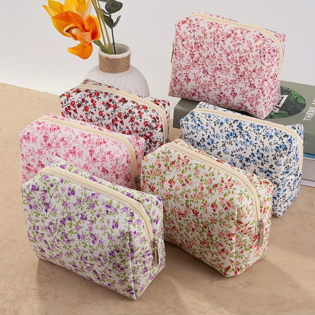 1Pc Flower Printed Quilted Makeup Bag, Puffy Zipper Design, Large Capacity Cosmetic Organizer for Travel & Toiletries