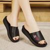 Ciabatte Zeppa Donna Vera Pelle Taglia Grande Estate Nuove Suola Spessa Antiscivolo Versatili Esterno Monocinghia Ciabatte Sandali Casual