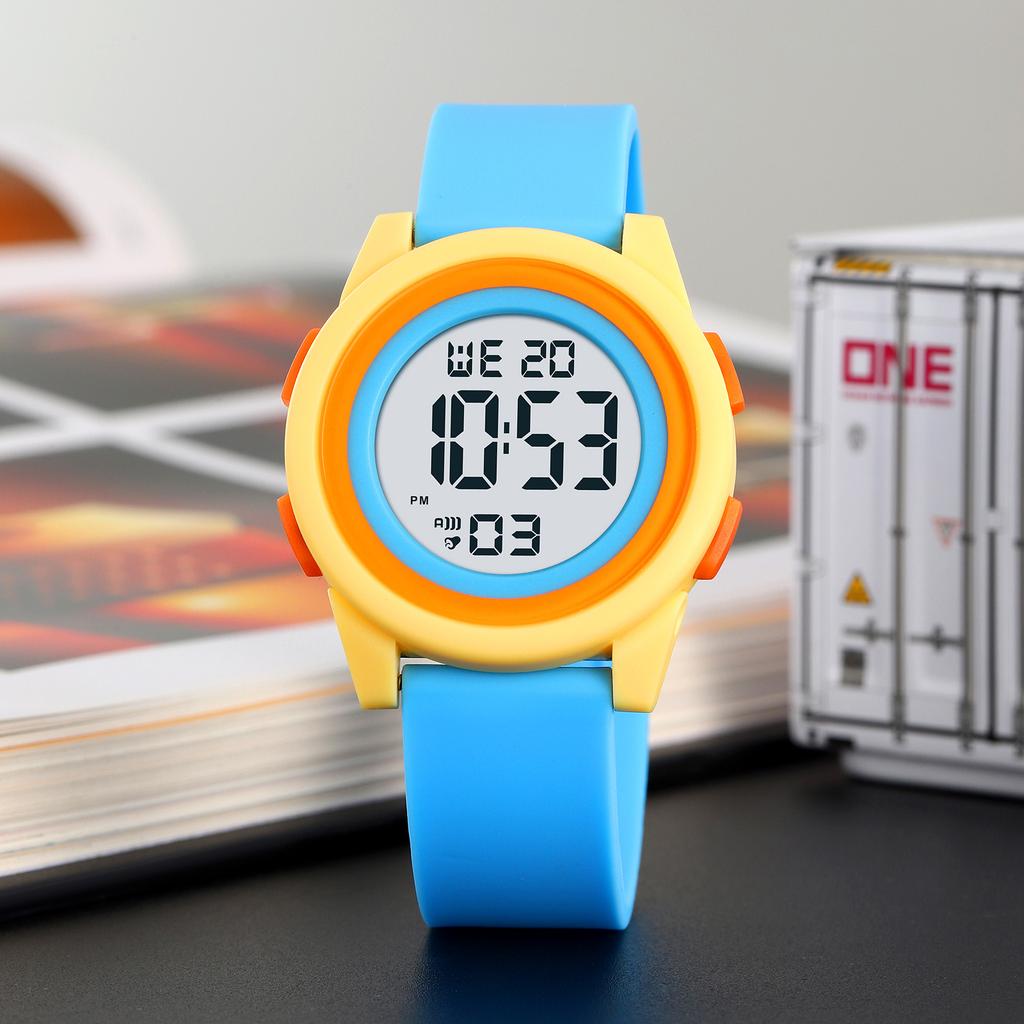 MODEL 2429 Children's Sports Glow-in-the-Dark Waterproof Digital Watch