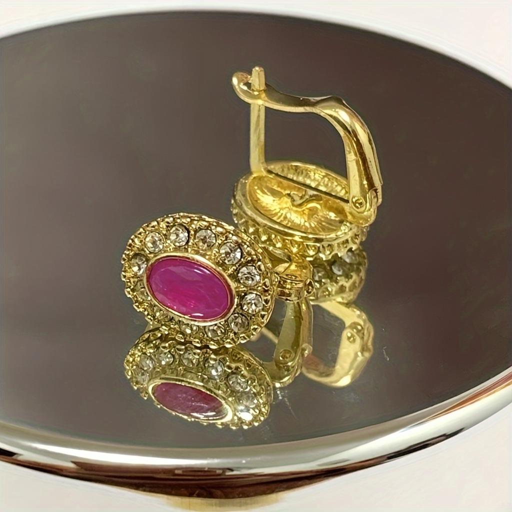 Vintage Ear Clip Inlaid Rhinestones And Artificial Crystal Alloy Earrings Accessories For Women Suitable For Gift-giving