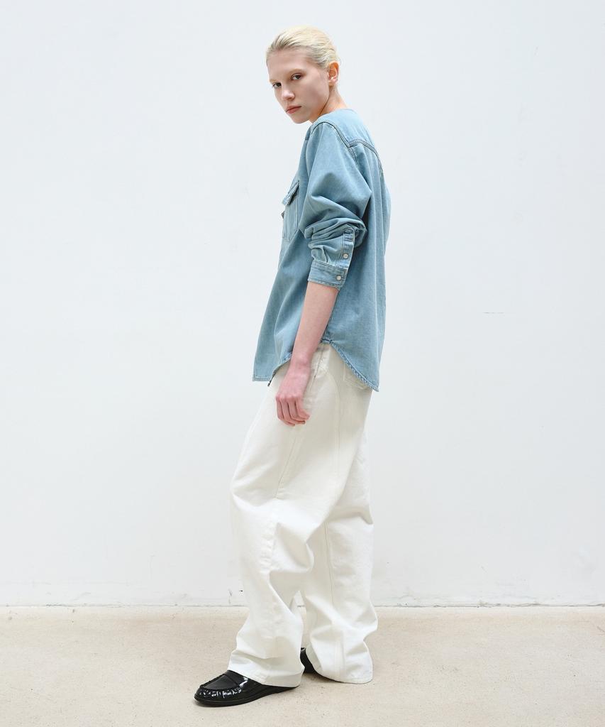 Aobteu Curved Line Wide Jeans - White