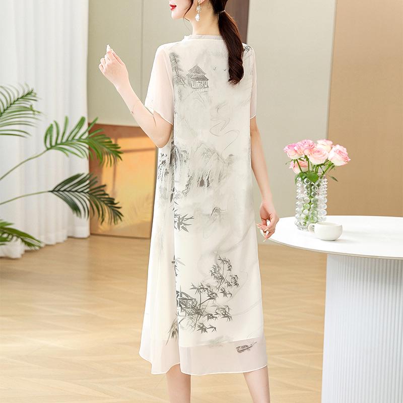 Elegant Summer Chiffon Dress: Chinese Style, Short Sleeves, Loose Plus Size for Middle-Aged and Elderly Women