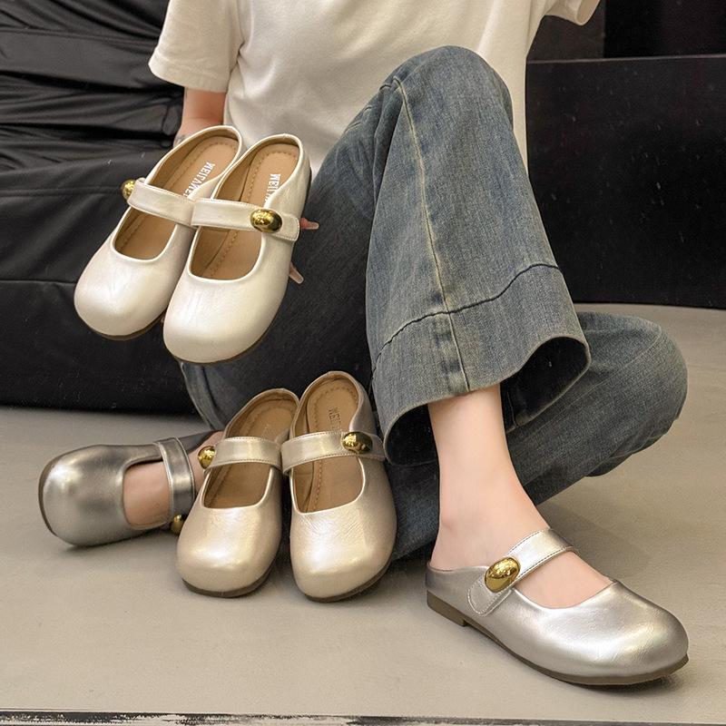 Retro silver flat bottom bag head half drag women's summer wear 2025 new one-pedal lazy slippers with skirt sandals