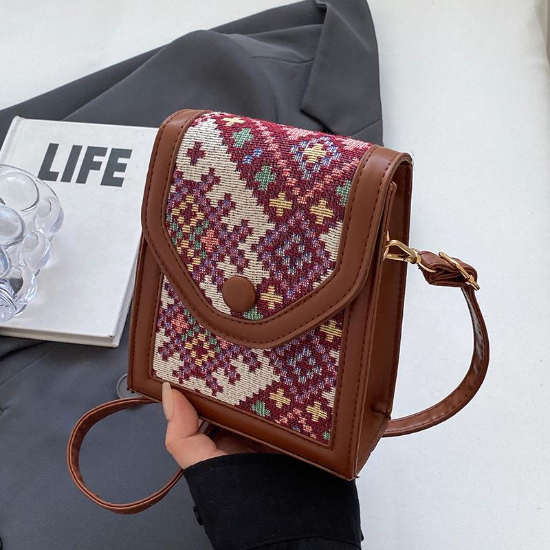 Elegant Ethnic Style Women's Crossbody Phone and Shoulder Bag - Chic, Versatile, and Fashionable Accessory.