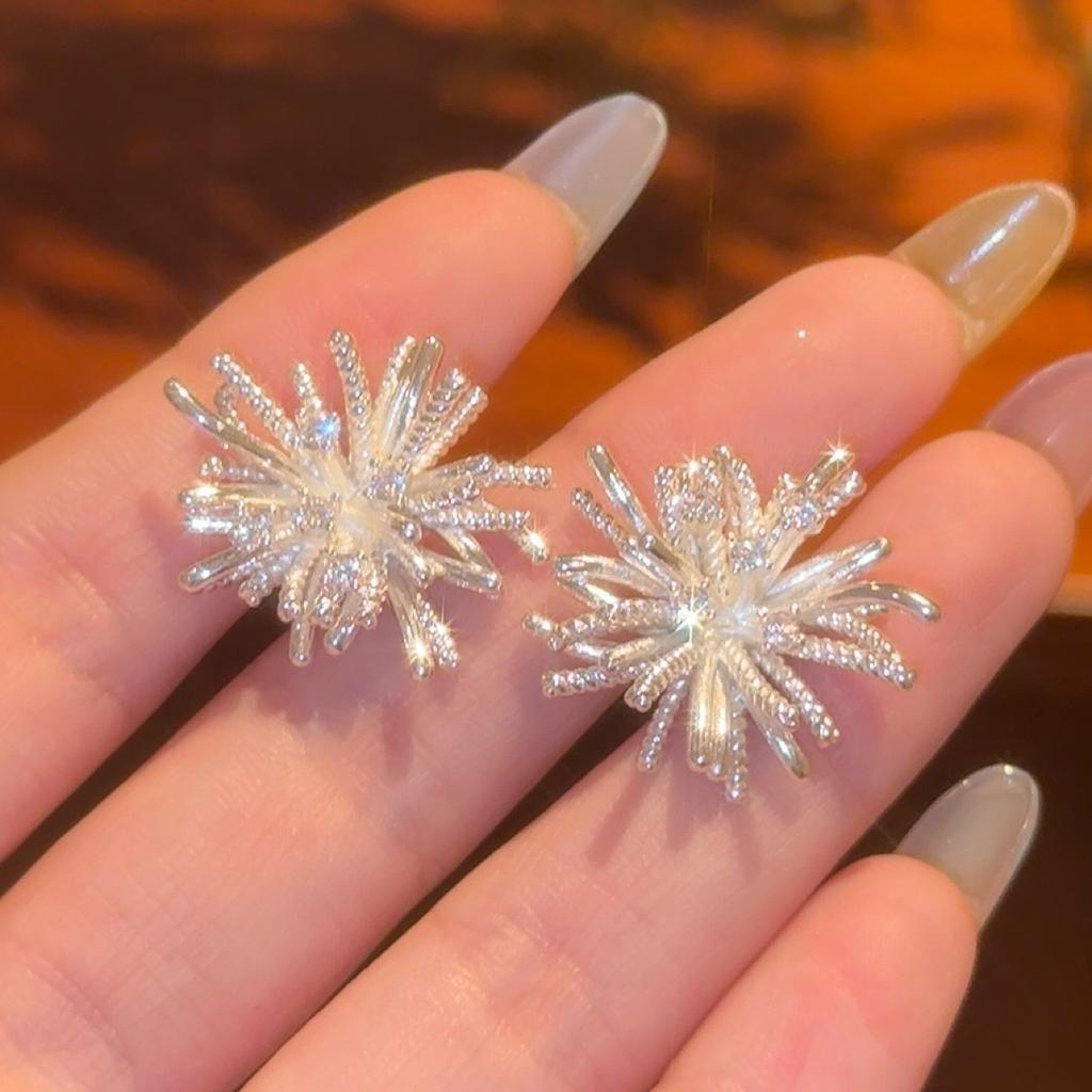 925 Silver Needle Korean Fashion Dandelion Flower Earrings For Women Jewelry Trending New Crystal Flowers Stud Earrings