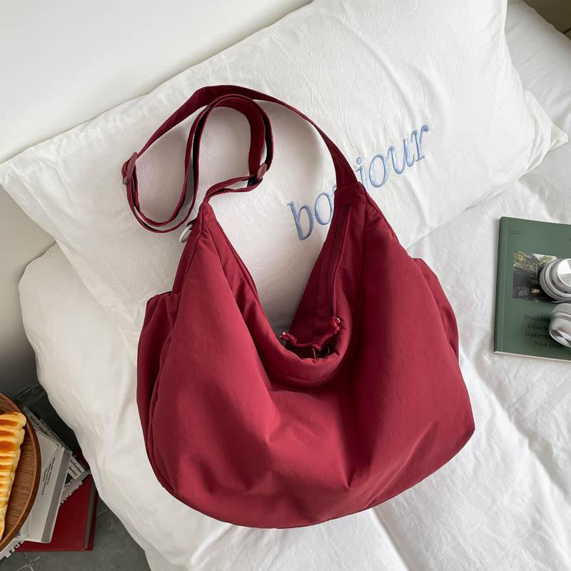 

Simple Proofwater Nyl Crossbody Bags for Women Large Capacity Student Shoulder Bag Solid Color Hobos Handbags Travel Tote червоний