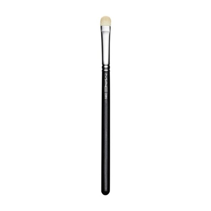 M.A.C 239 Eye Shader Brush