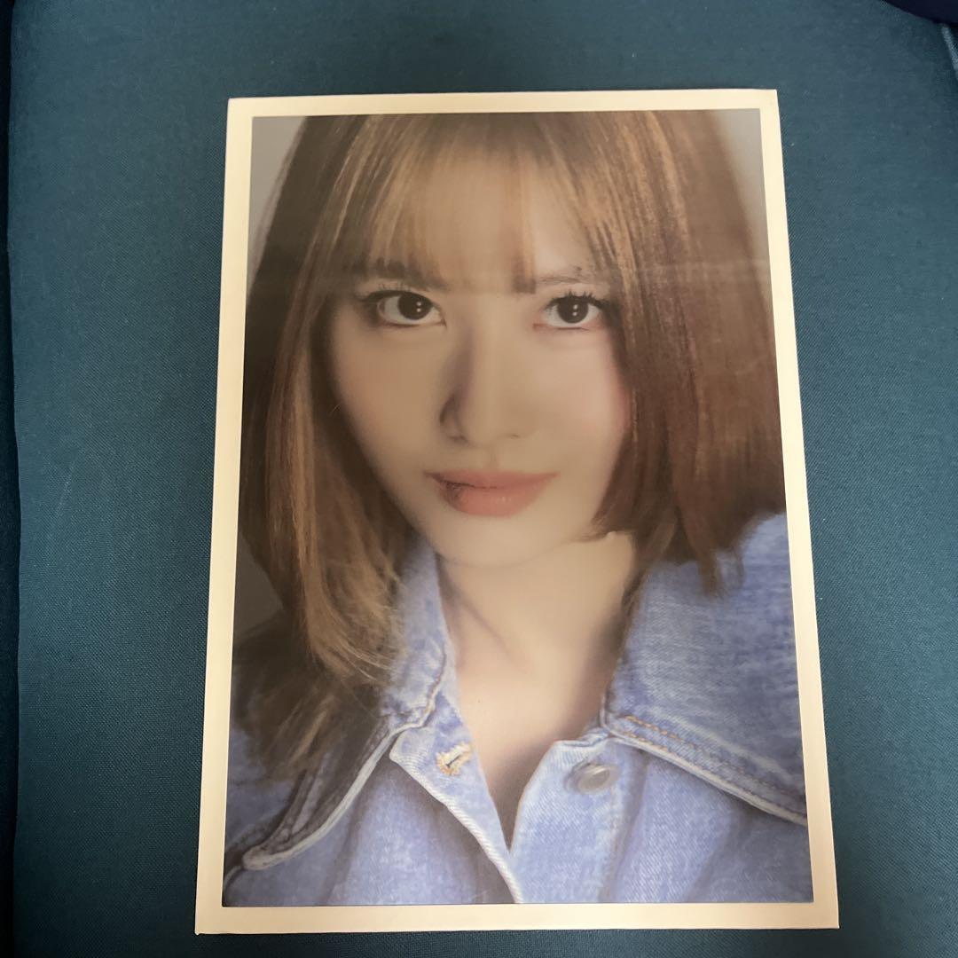 

[USED] TWICE Momo Art Book 2022